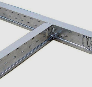 石馬建材有限致力于鍍鋅輕鋼龍骨的生產(chǎn)(圖1) 石馬建材有限致力于鍍鋅輕鋼龍骨的生產(chǎn)(圖1)